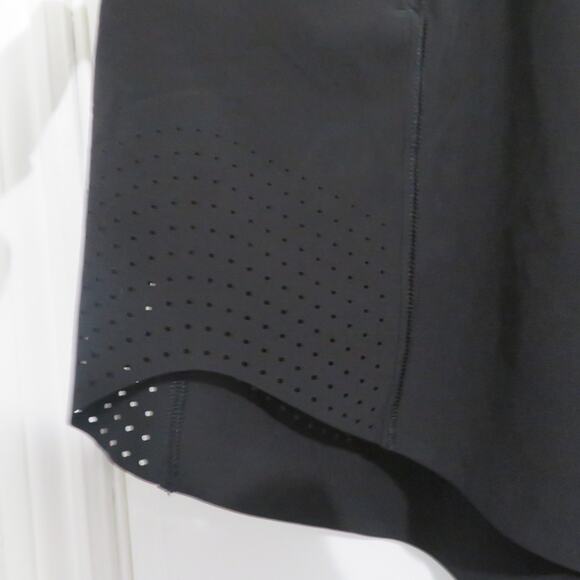 Athleta Womens 2X Black Hustle 3" Short Athletic Stretchy Waistband High Waist - Picture 3 of 5